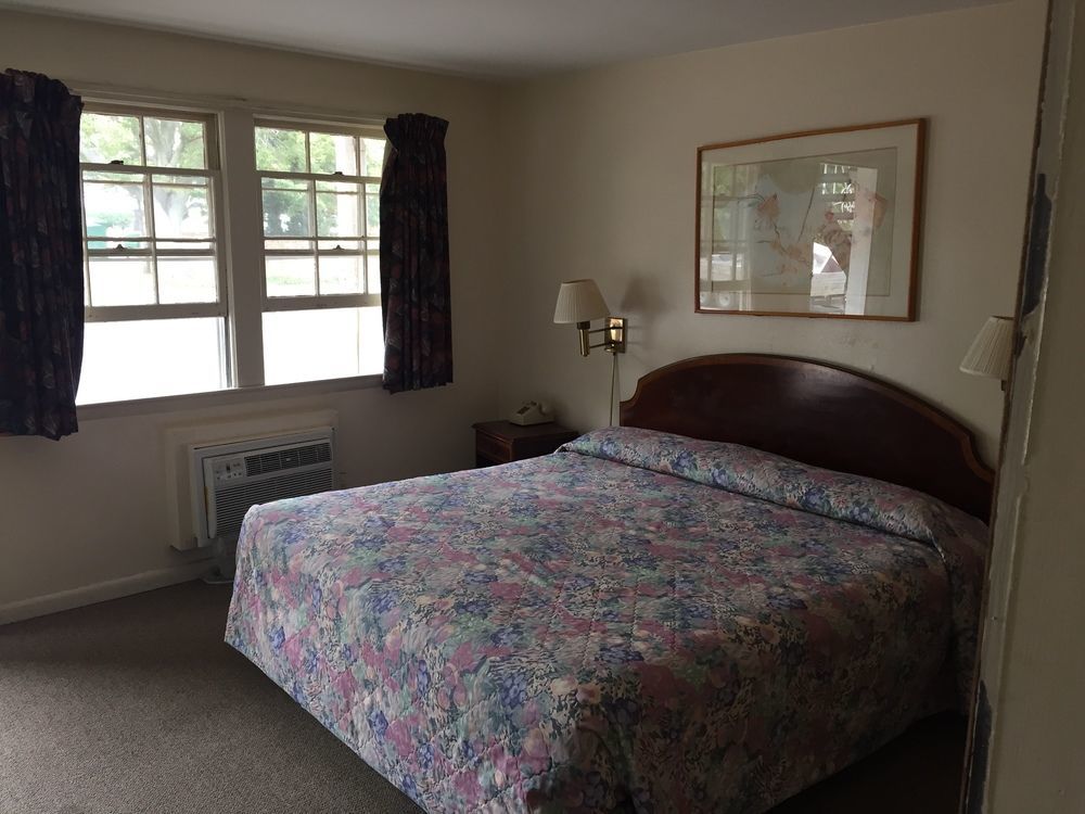 Stratford Motor Lodge Falls Church Ngoại thất bức ảnh