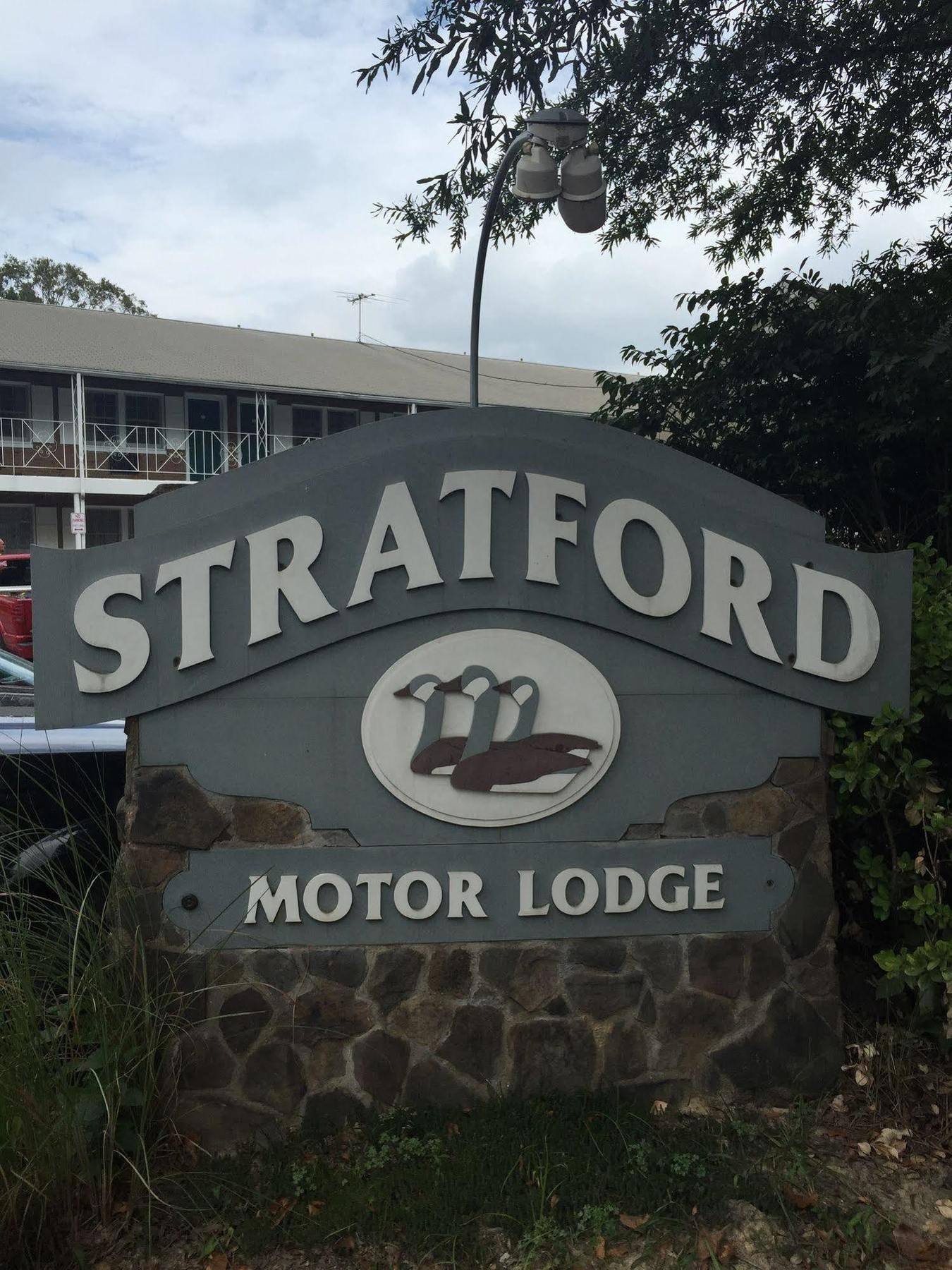 Stratford Motor Lodge Falls Church Ngoại thất bức ảnh